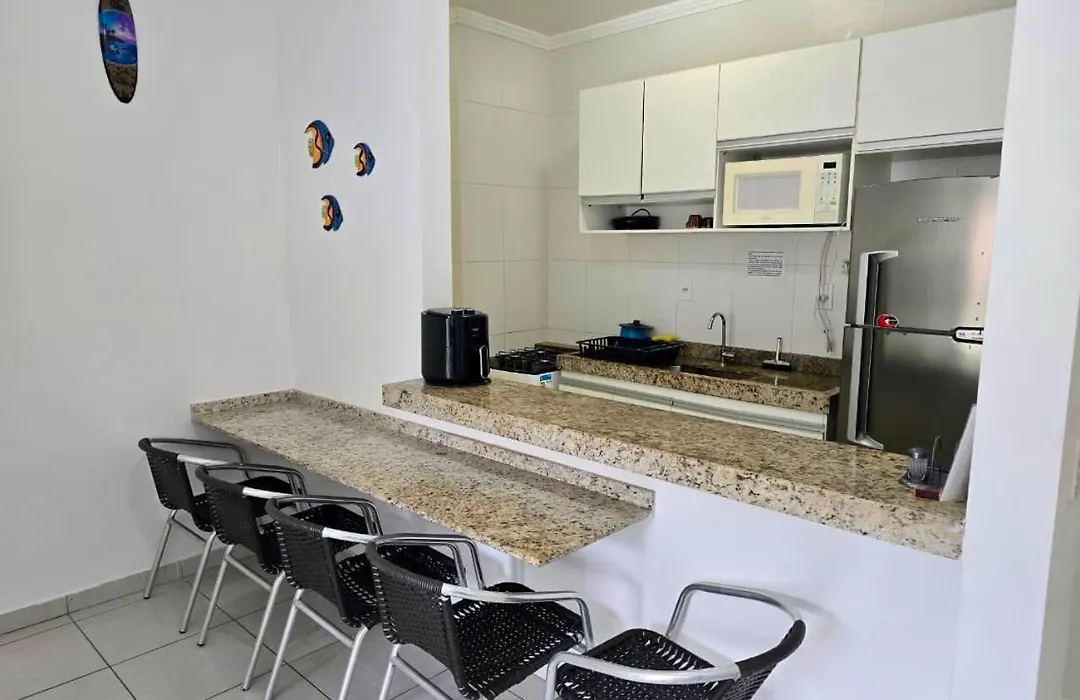 13 Apto Super Confortável Com Lazer Completo Muito Bem Localizado Na Praia Grande-1